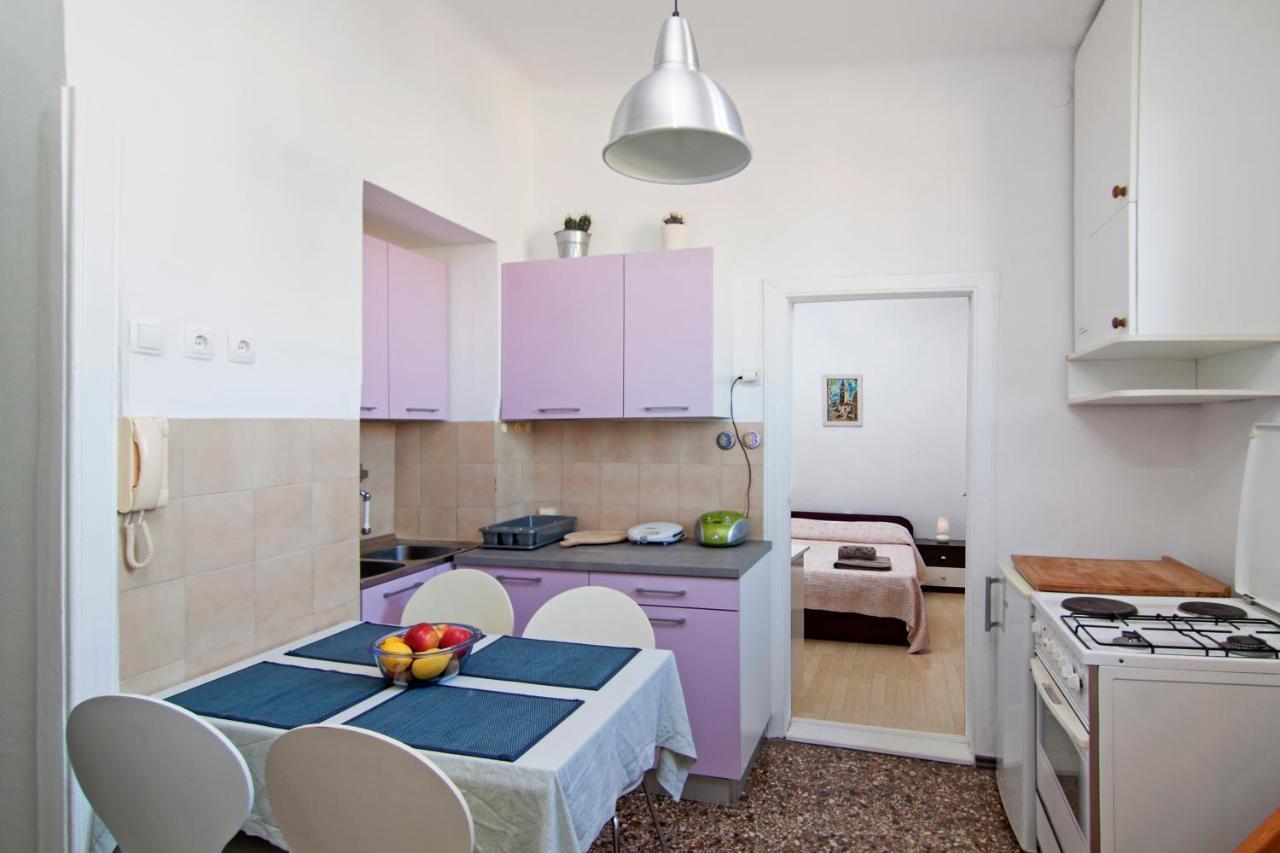 Apartment In Centre With Huge Terace Pula Exteriér fotografie